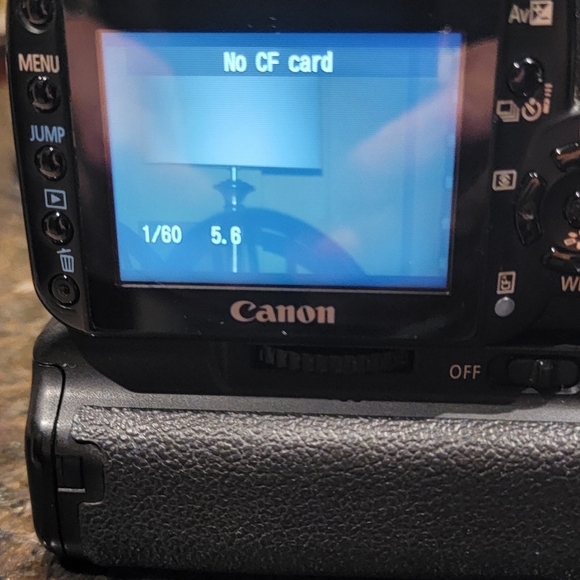 CANON REBEL XTi EFS 55-250 Camera/Lens & CANON Battery Grip - Picture 12 of 14